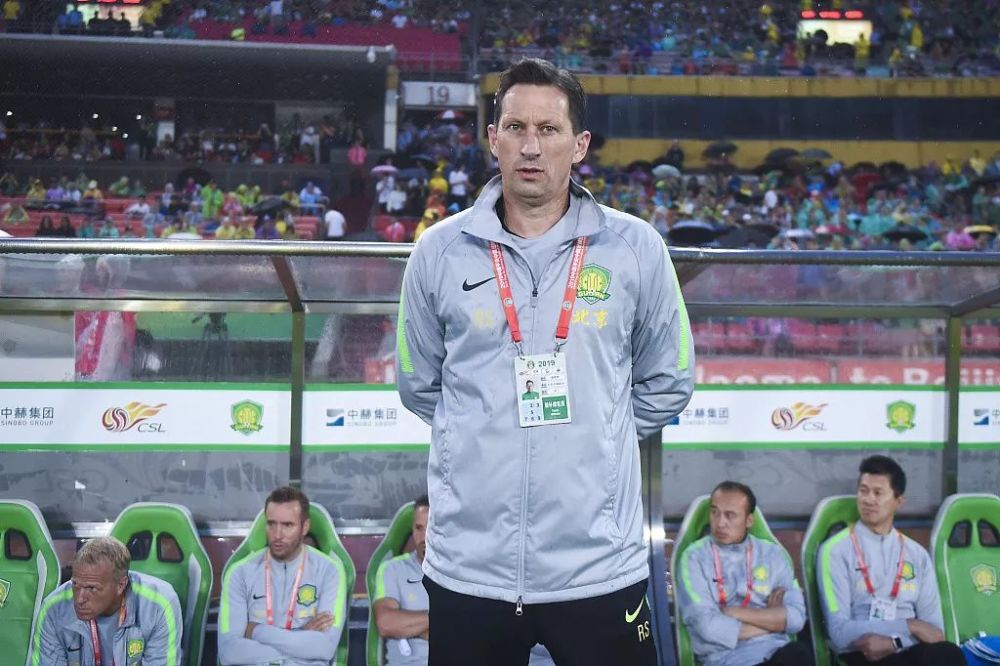 他可以做自 他可以做自